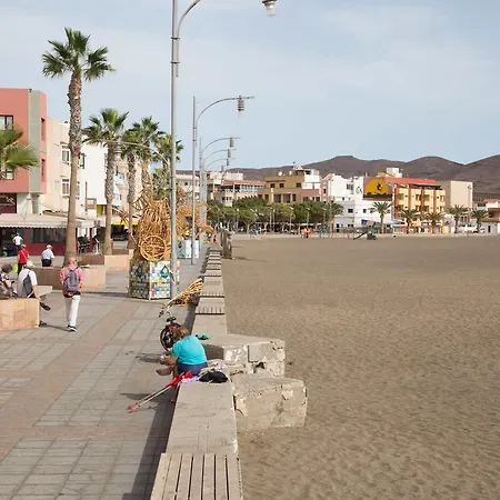 Con Ascensor Playa Appartamento